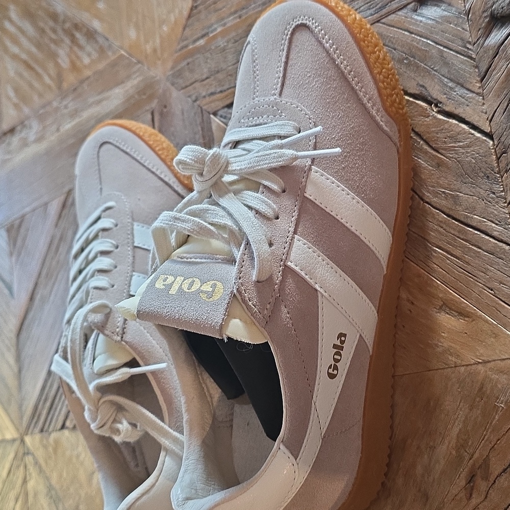Gola Women's Sneakers in Beige with White Stripes and Gum Sole